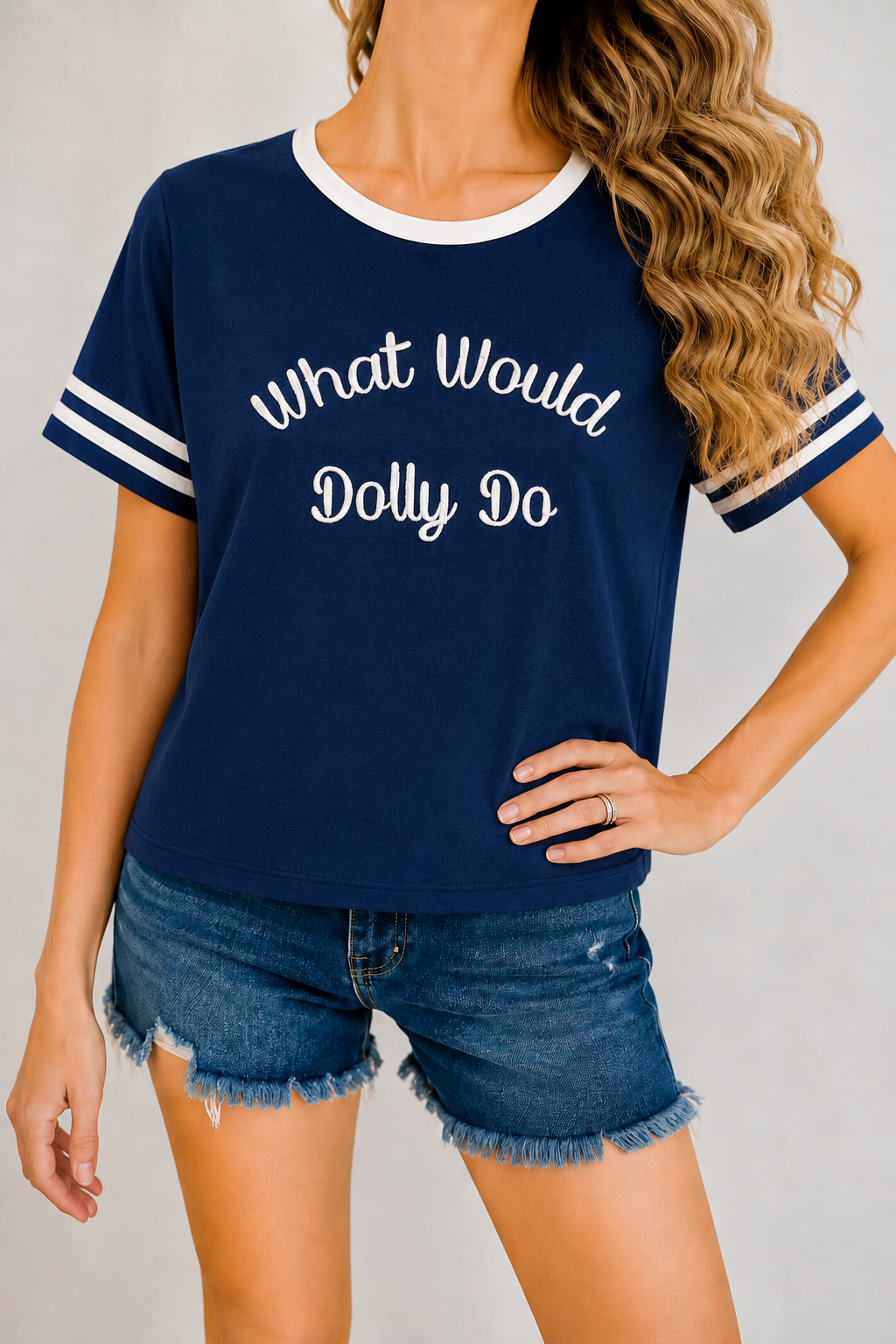 *WHAT WOULD DOLLY DO TEE - MEDIUM