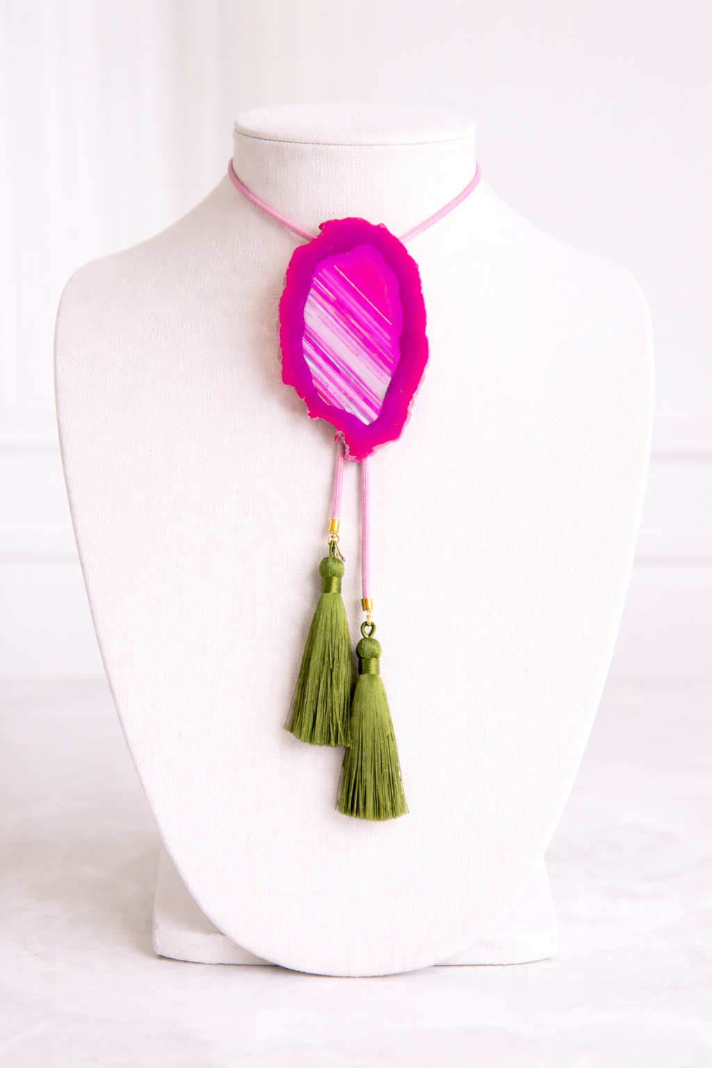 FUCHSIA GEODE BOLO NECKLACE NECKLACE Judith March