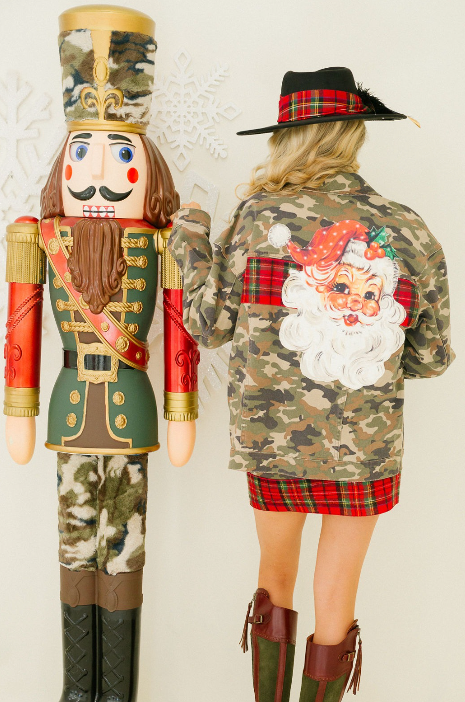 SANTA'S HUNTING SEASON CAMO JACKET SET Judith March