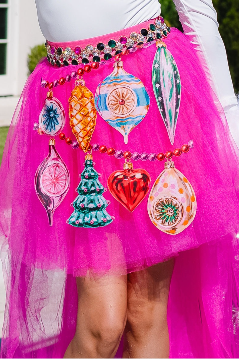 THE JEWELED STATEMENT BELTS earrings Judith March