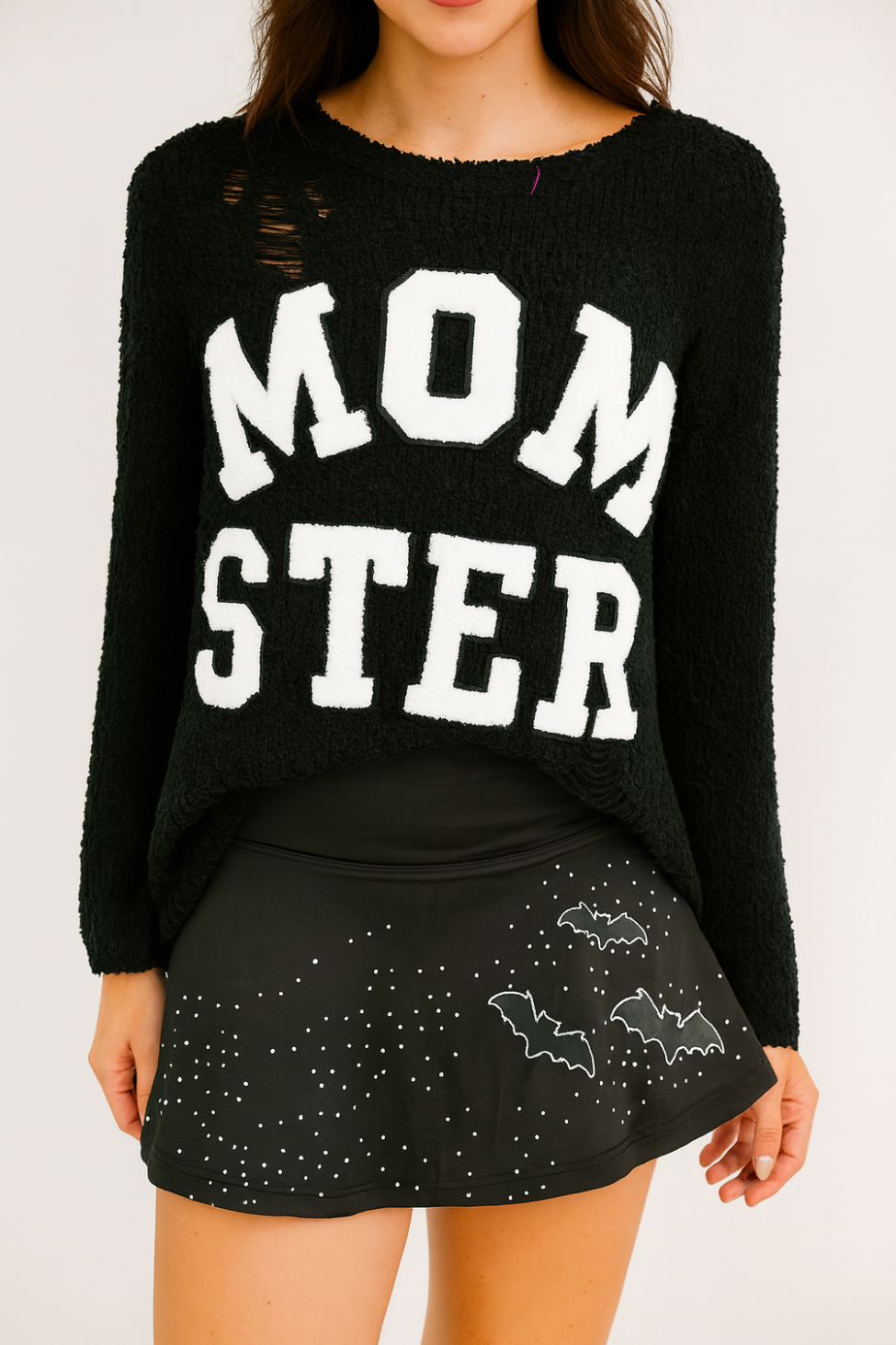 MOMSTER DISTRESSED SWEATER PULLOVER Judith March