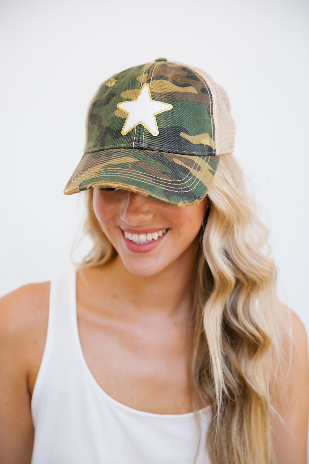 STAR HATS Judith March