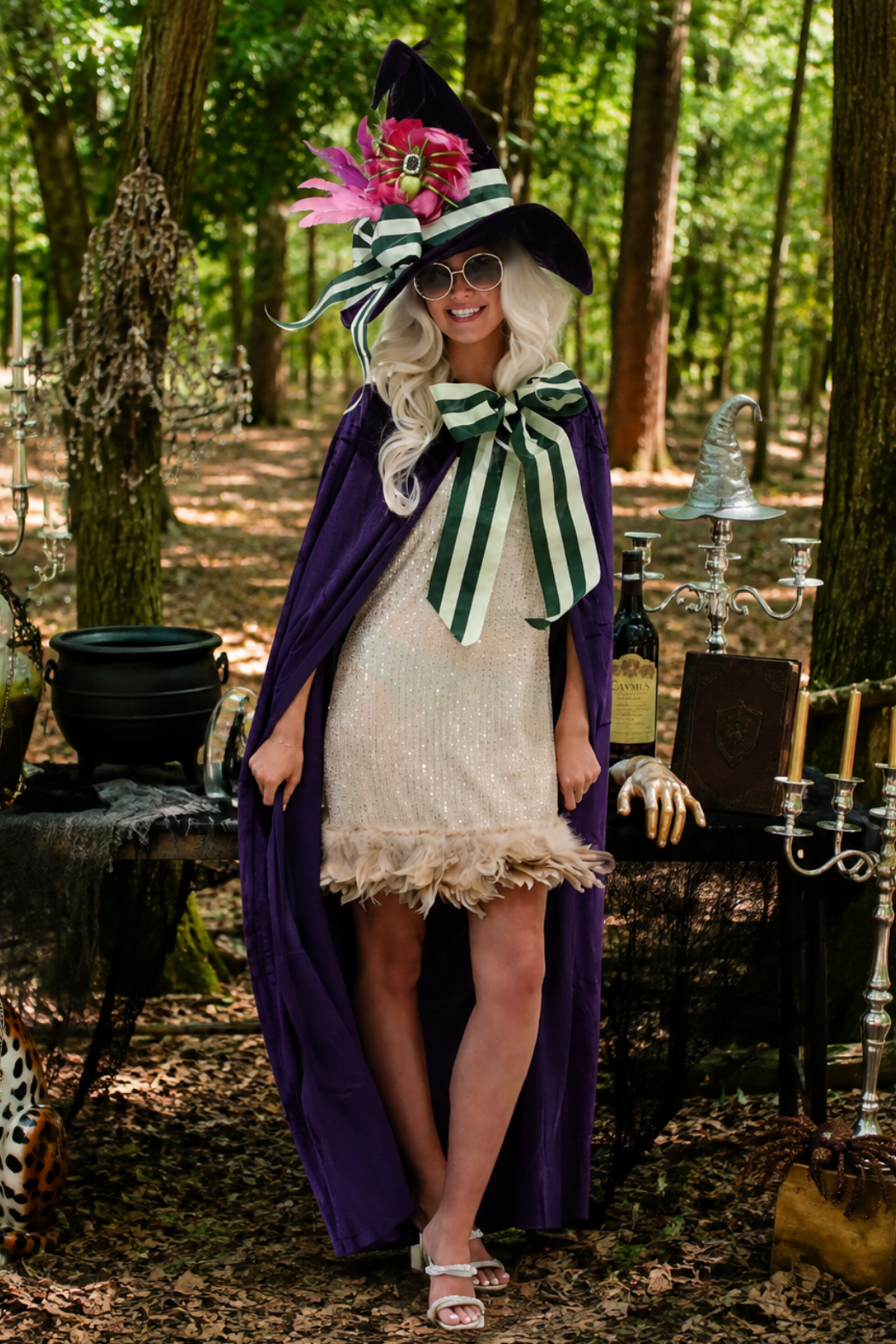 BREWS & BROOMS PURPLE CAPE - ONE SIZE