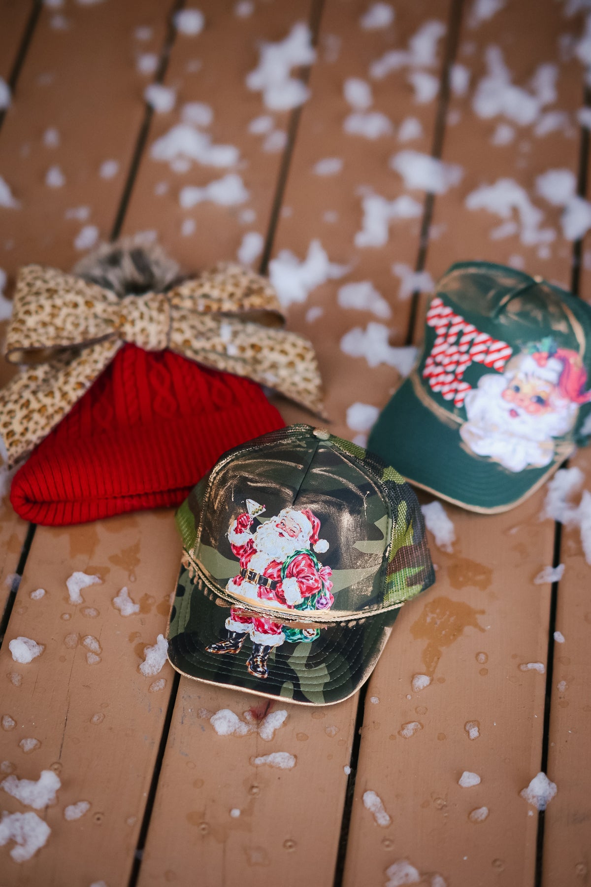 SANTA CLAUS SIPS CAMO TRUCKER HAT TRUCKER HAT Judith March