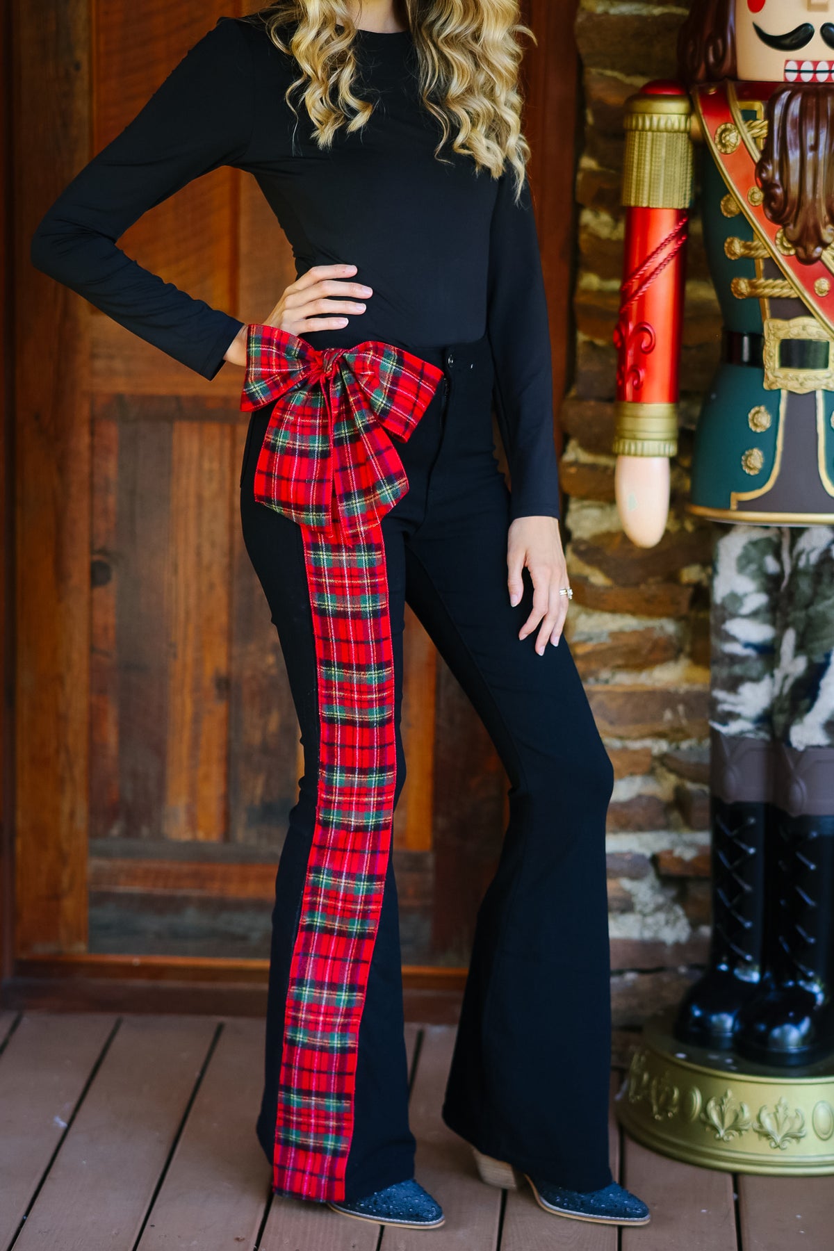PLAID PRESENT BLACK FLARES FLARES Judith March