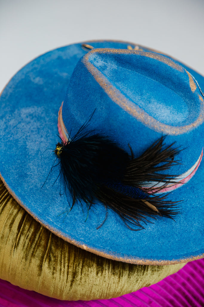 FLYING WITH FLAIR RANCHER HAT RANCHER HAT Judith March