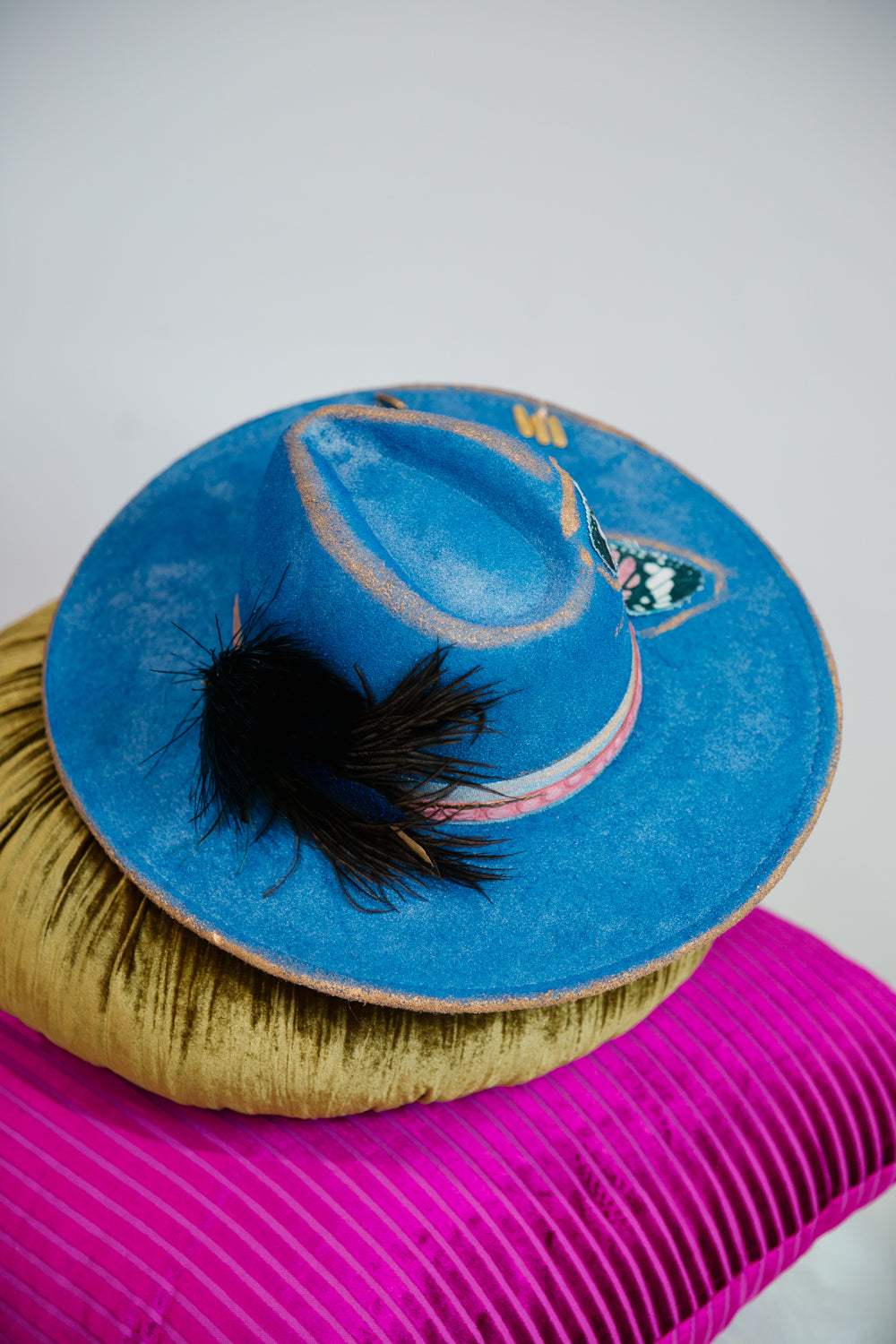 FLYING WITH FLAIR RANCHER HAT RANCHER HAT Judith March