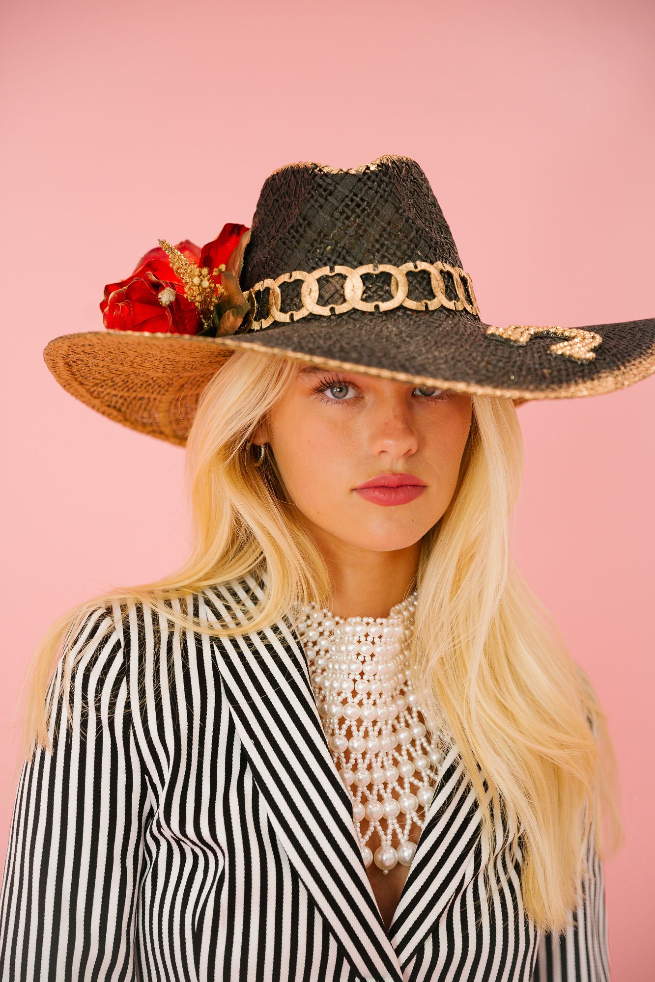 HORSESHOE ROSES BLACK SUN HAT – Judith March - Main Image
