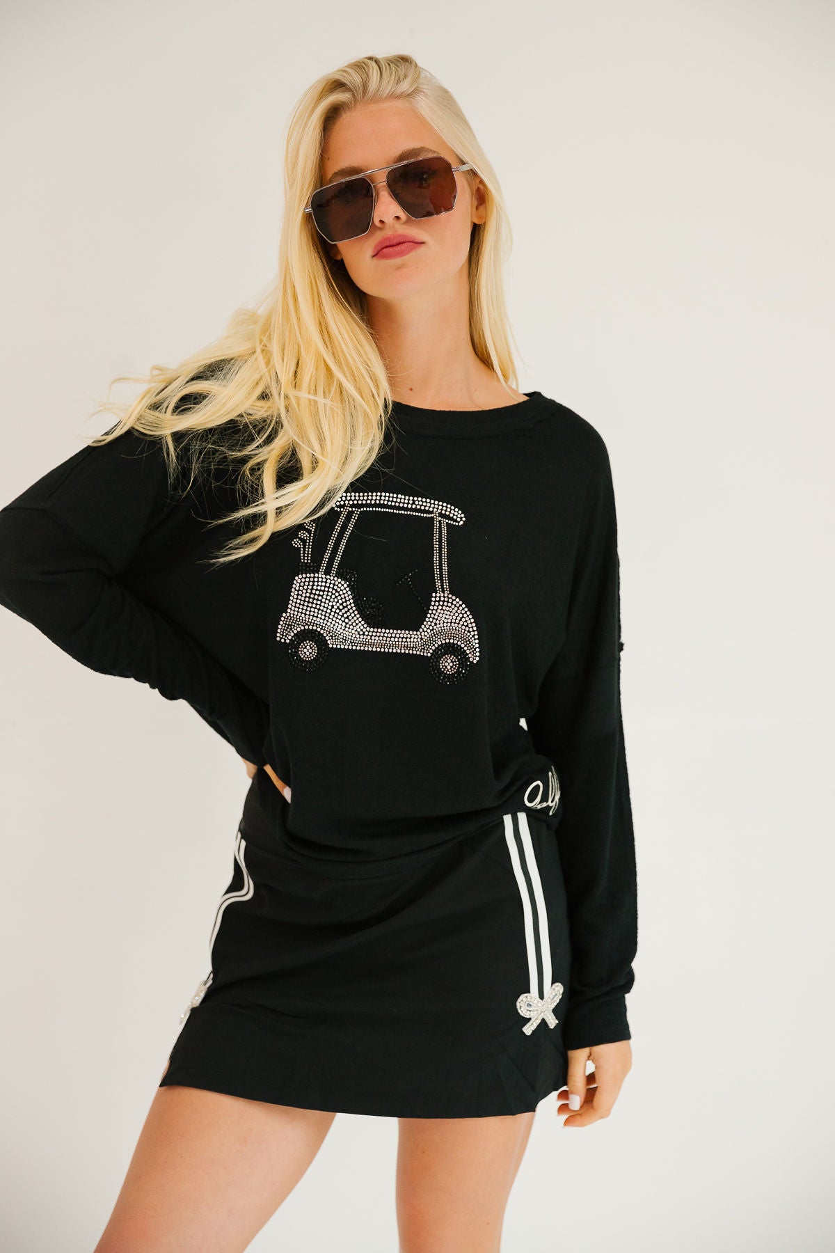 GOLF QUEEN BLACK SWEATER TEE Judith March