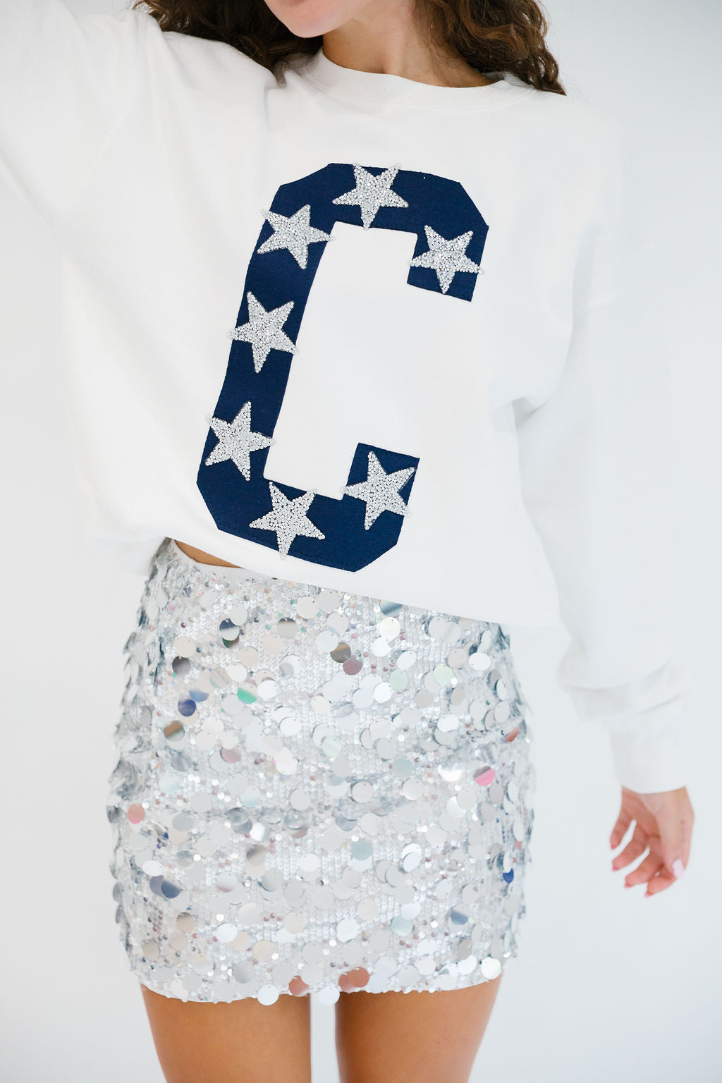 CUSTOM LETTER PATCH PULLOVER PULLOVER Judith March