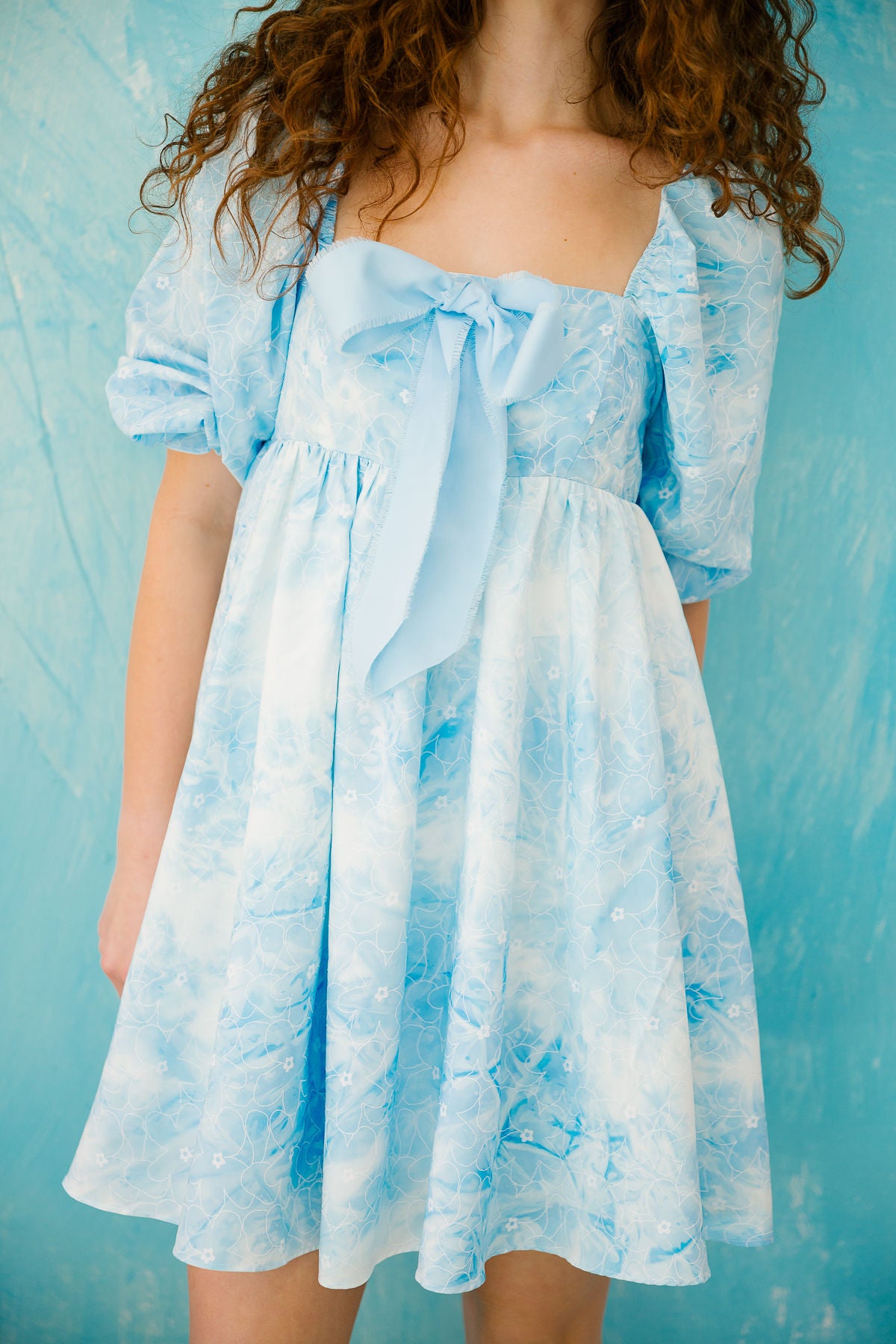 DREAM IN BLUE BOW DRESS DRESS Judith March