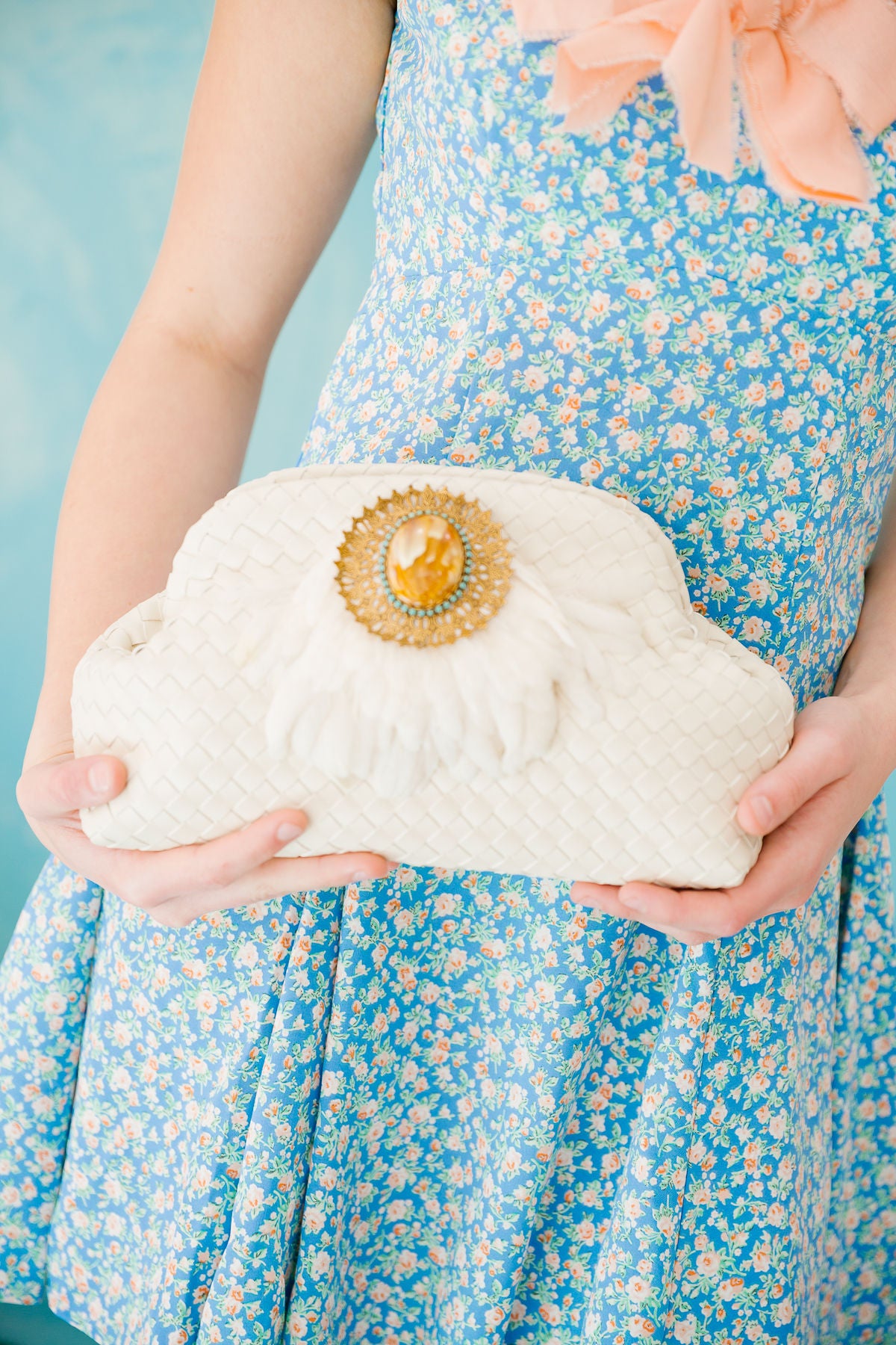 IVORY FEATHER CLUTCH PURSE Judith March