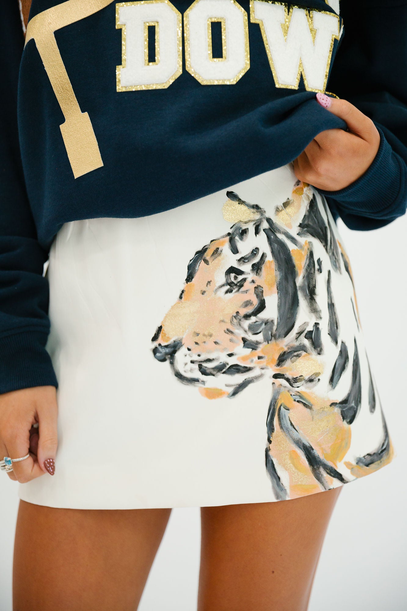 TIGER QUEEN HAND PAINTED SKIRT SKIRT Judith March