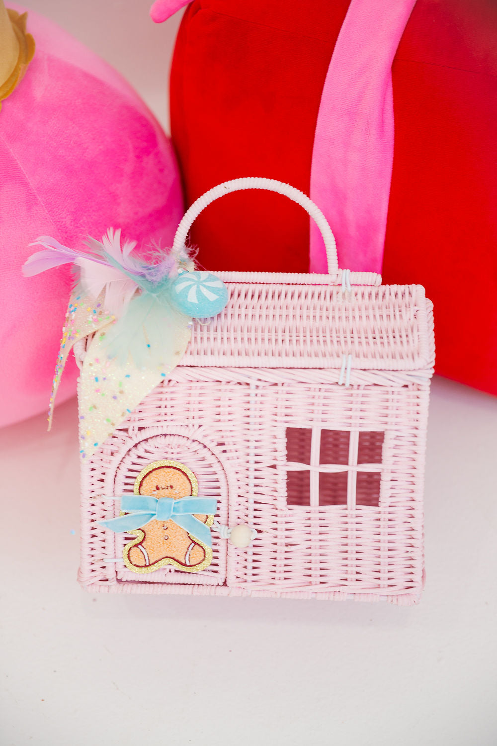 GINGERBREAD HOUSE WICKER PURSE PURSE Judith March