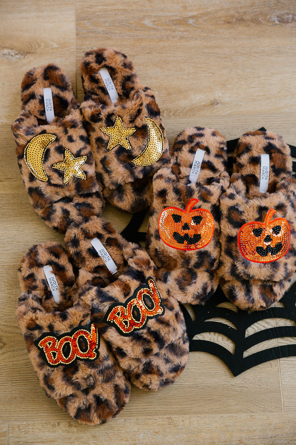 SPOOKY SLIPPERS SLIPPERS Judith March