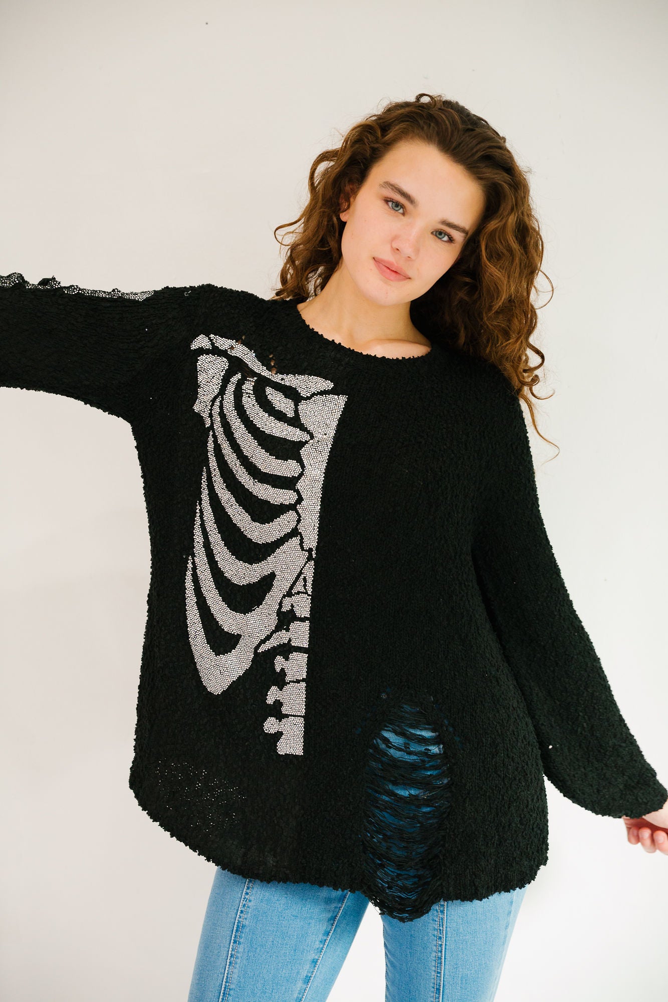 *SKELETON BLACK DISTRESSED SWEATER - SMALL PULLOVER Judith March