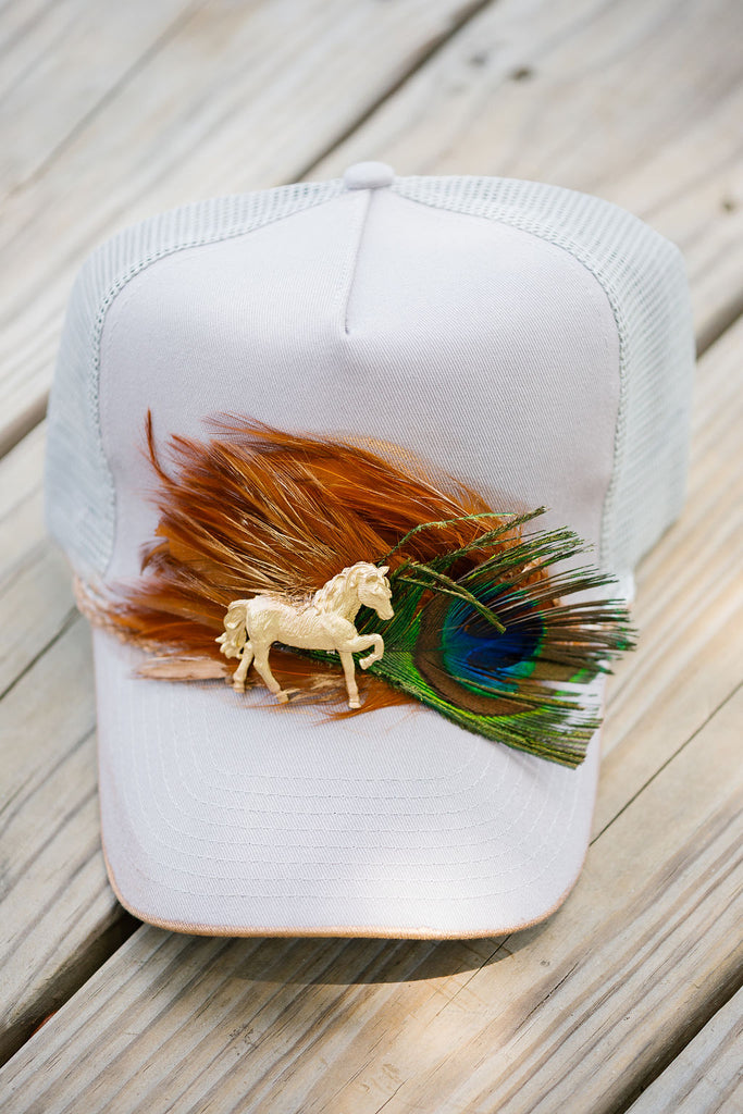 GOLDEN HORSE GREY STRUCTURED HAT TRUCKER HAT Judith March