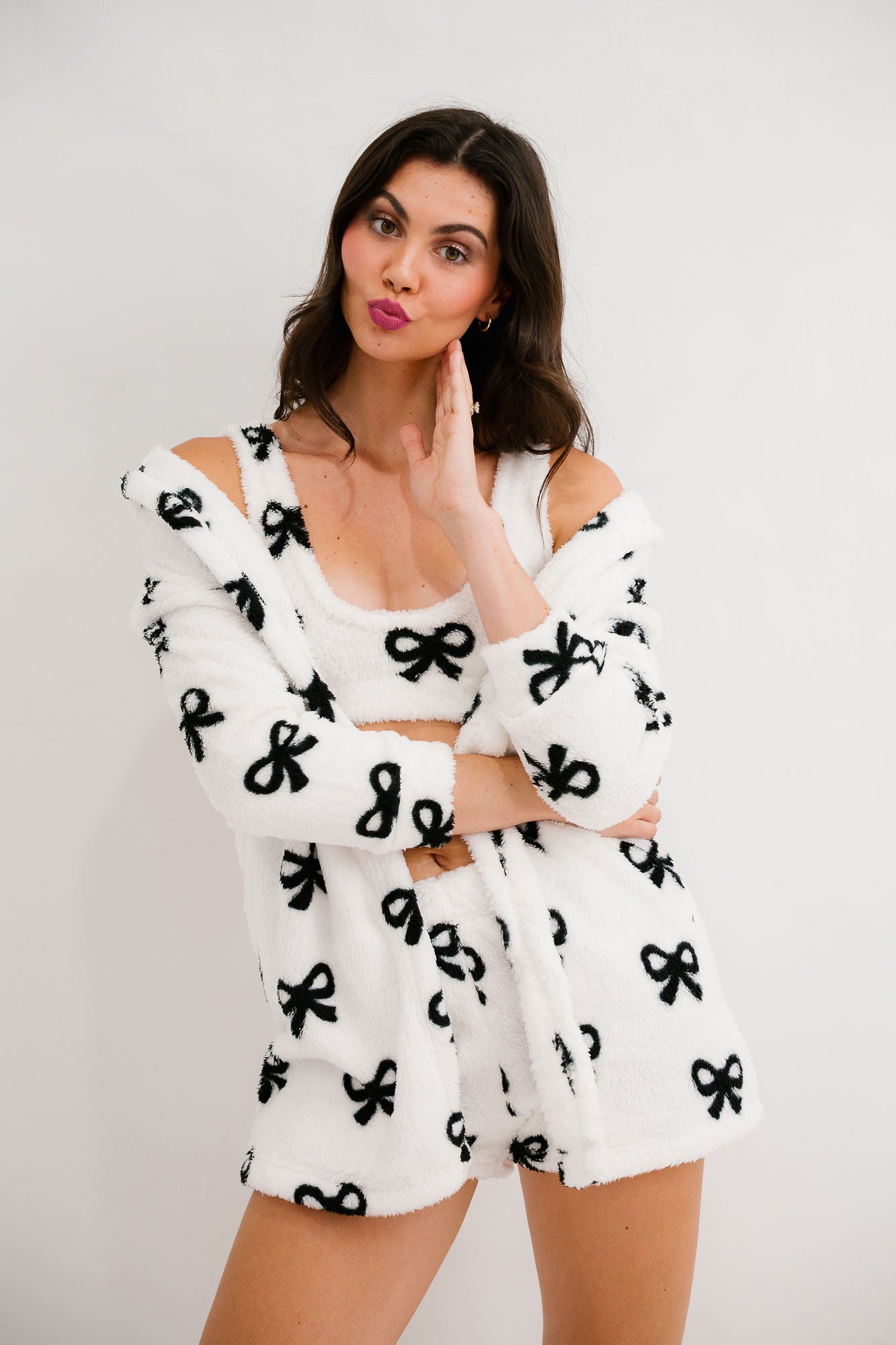BOO CREW BOW LOUNGE SET SET Judith March