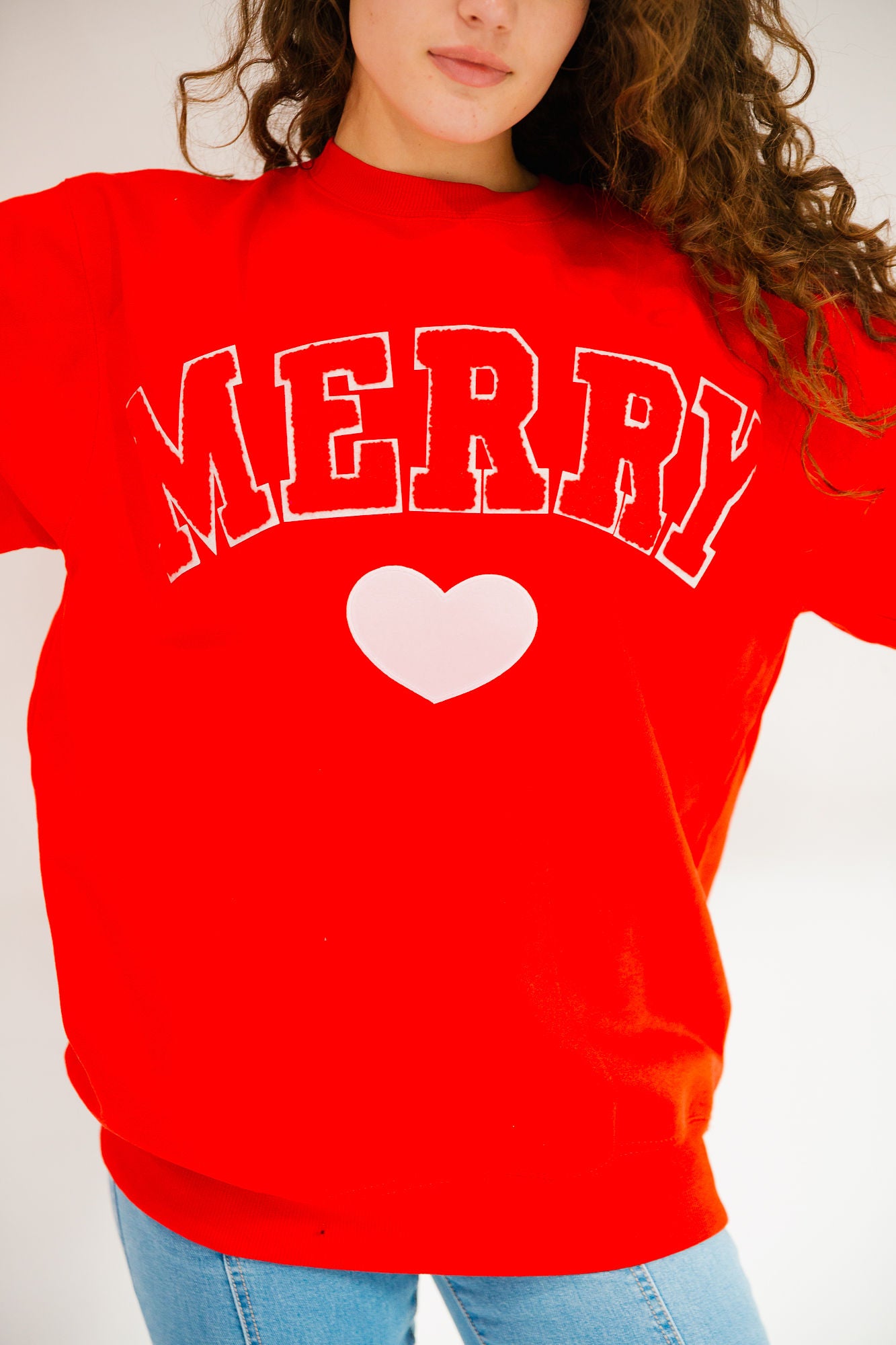 *MERRY HEART RED PULLOVER - LARGE PULLOVER Judith March