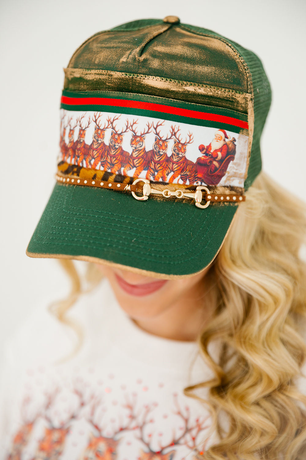 TIGER SLEIGH GREEN STRUCTURED HAT TRUCKER HAT Judith March