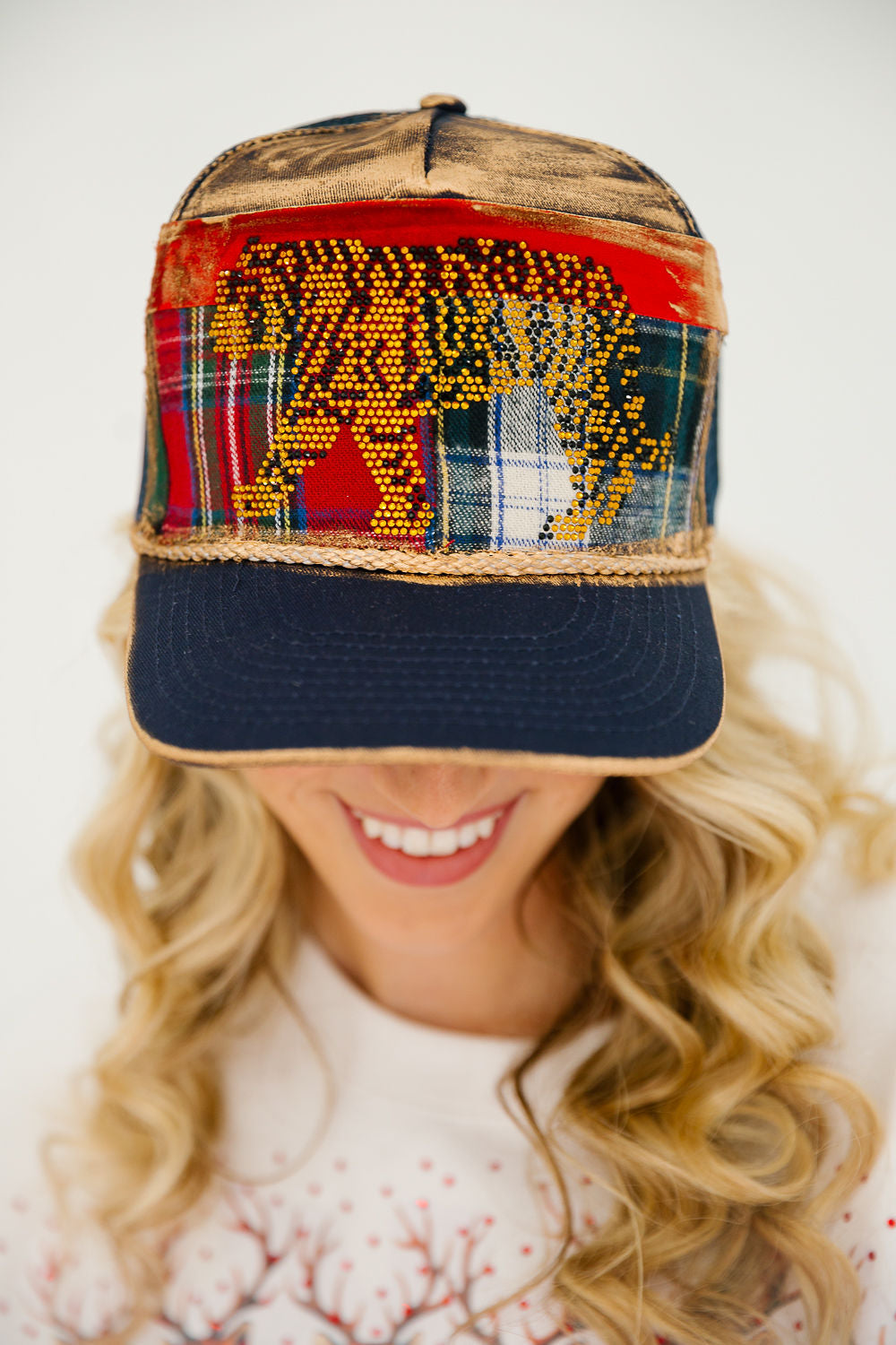 HOLIDAY TIGER NAVY STRUCTURED HAT TRUCKER HAT Judith March