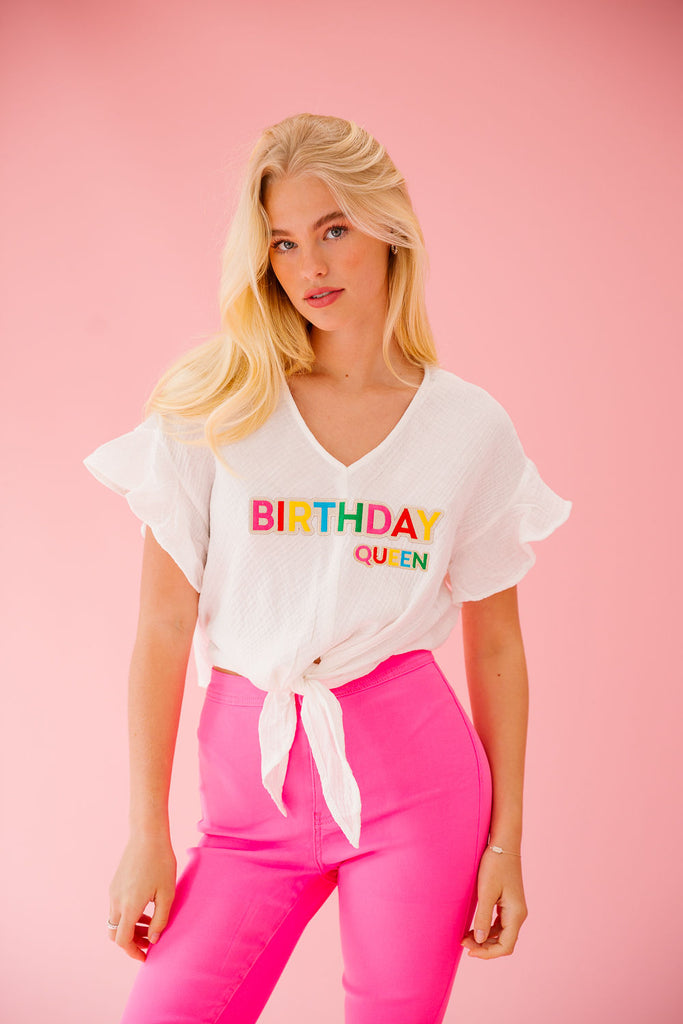 BIRTHDAY QUEEN WHITE TOP TOP Judith March