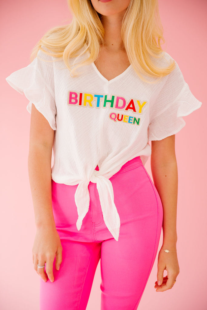 BIRTHDAY QUEEN WHITE TOP TOP Judith March