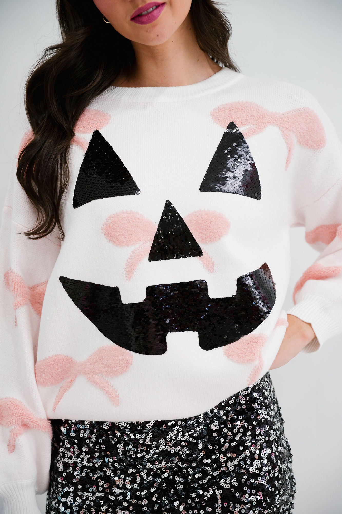 SPOOKTACULAR BOW SWEATER SWEATER Judith March