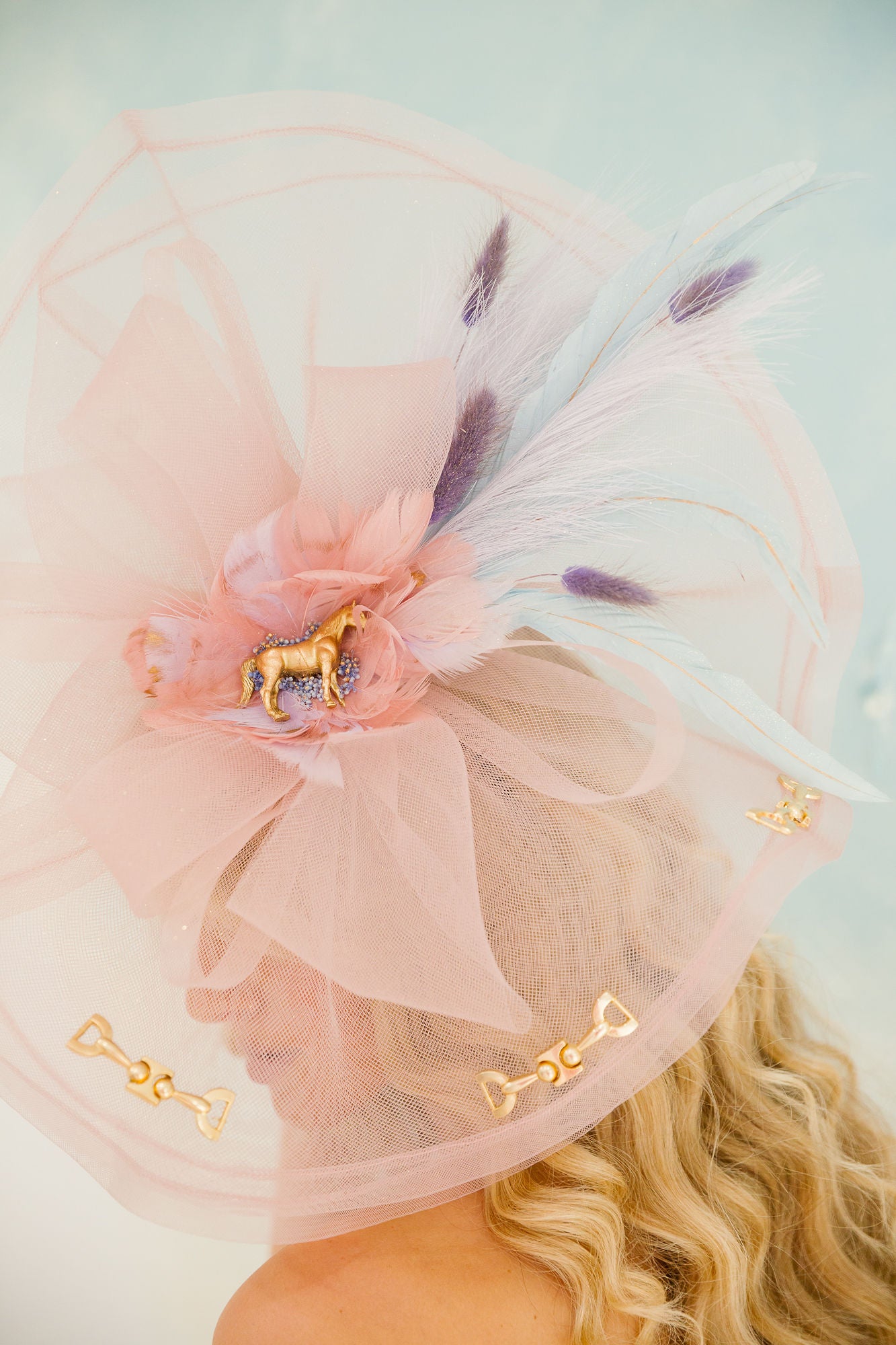 FINISH LINE FLAIR FASCINATOR (ONE OF A KIND) FASCINATOR Judith March