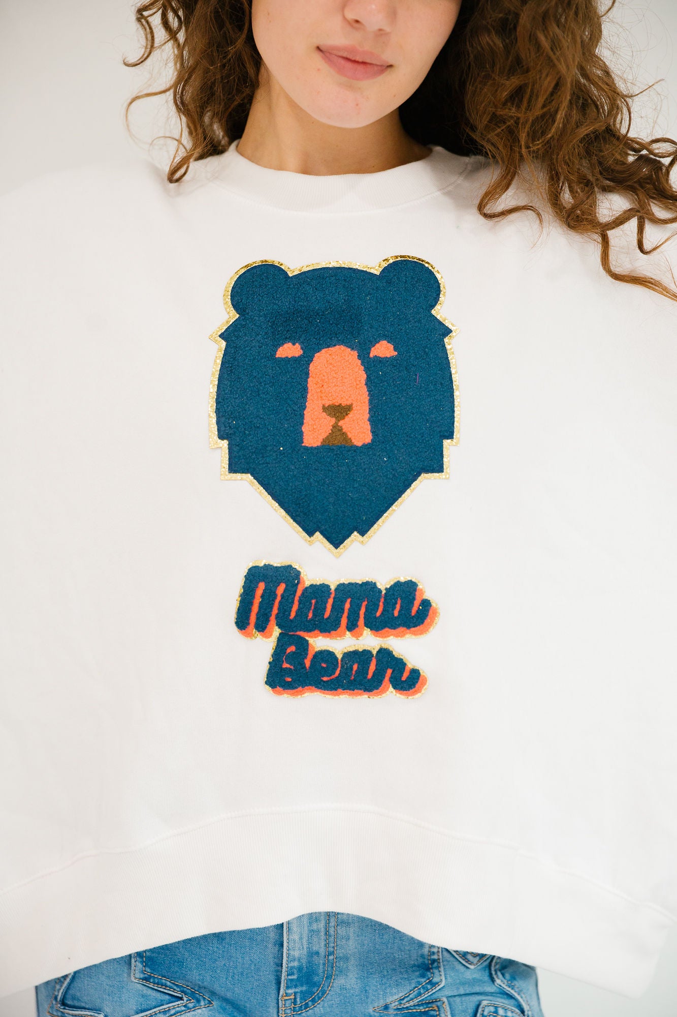 *MAMA BEAR WHITE PULLOVER - XLARGE PULLOVER Judith March