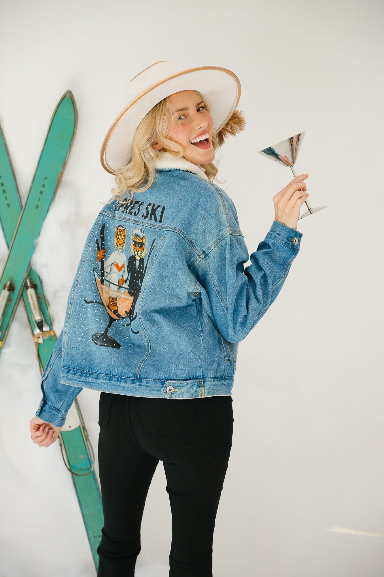 APRÈS SKI TIGER SHERPA DENIM JACKET JACKET Judith March