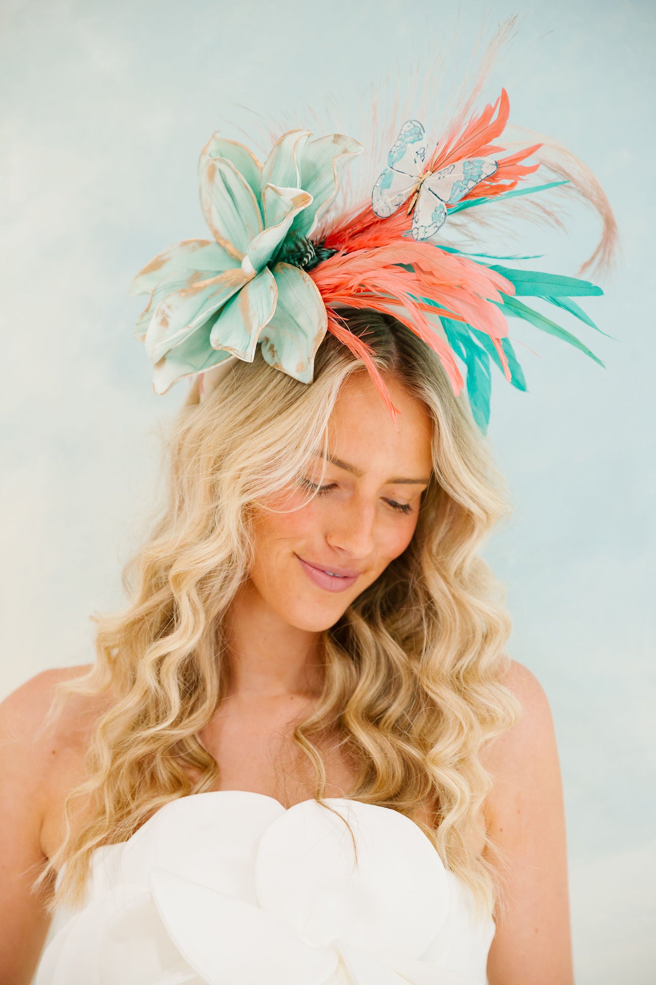 BLUEGRASS BLOSSOM FASCINATOR (ONE OF A KIND) FASCINATOR Judith March