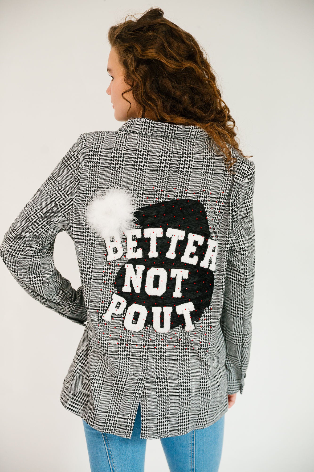 *BETTER NOT POUT BLAZER - LARGE PULLOVER Judith March