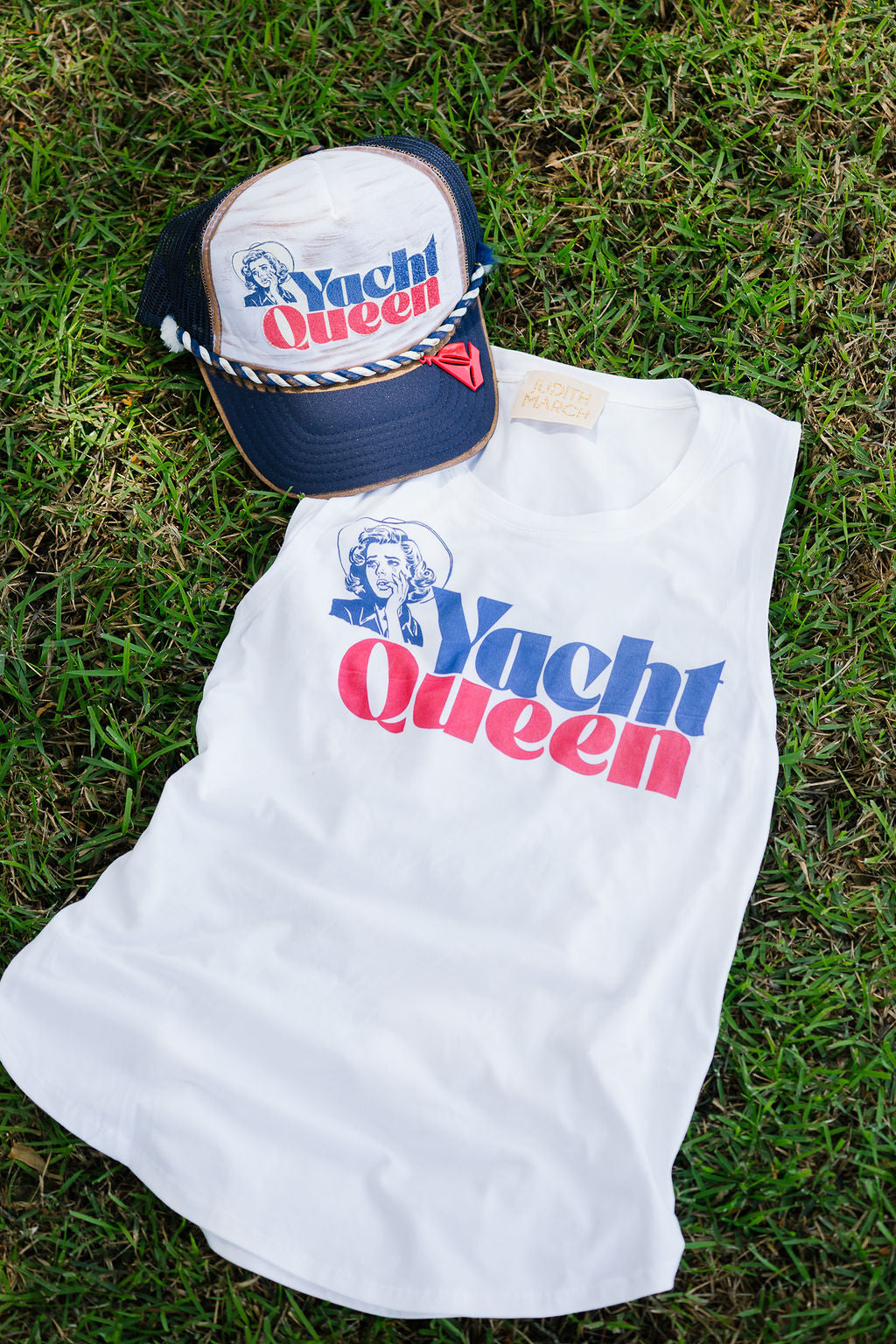 YACHT QUEEN TANK TANK Judith March