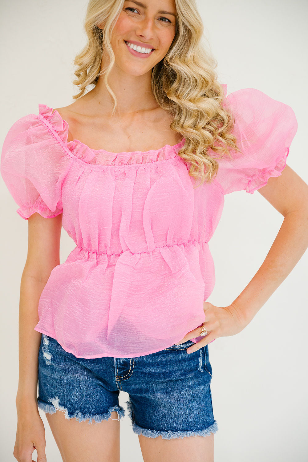 *PINK RUFFLE TOP - SMALL PULLOVER Judith March