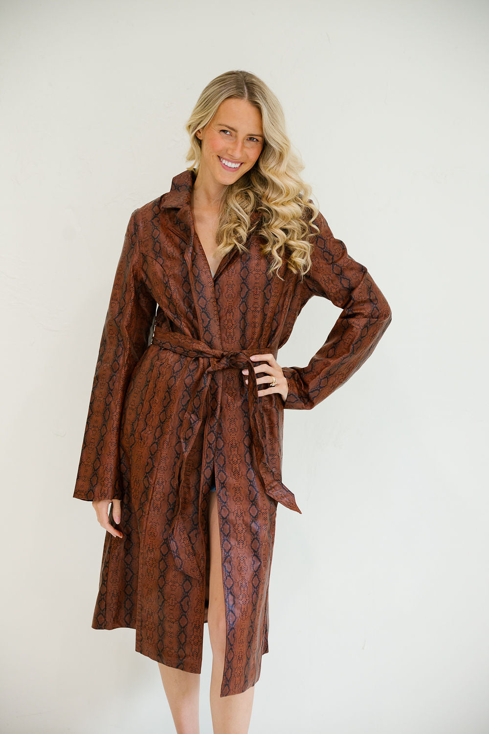 *SNAKE SKIN COAT - SMALL PULLOVER Judith March