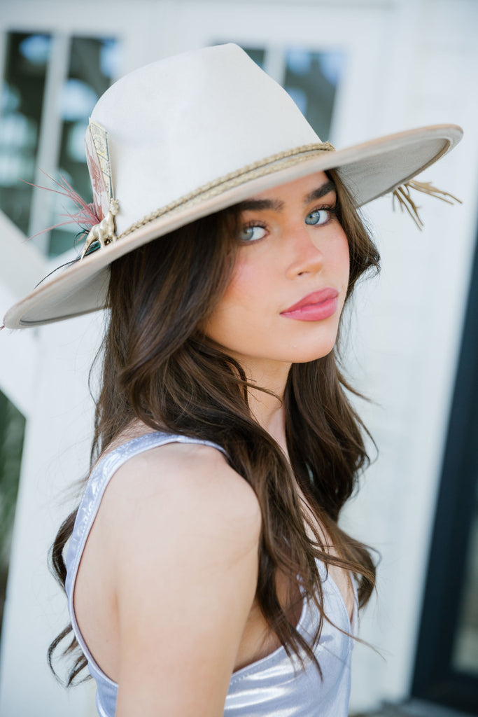 VINTAGE DERBY TICKET FEATHER RANCHER HAT Sun hat Judith March