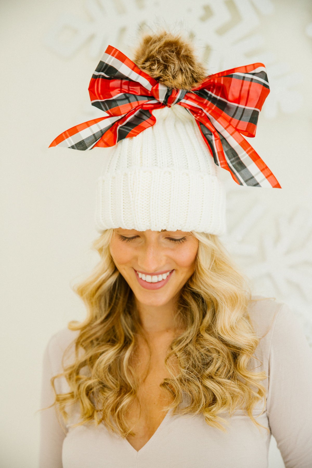 CHRISTMAS PLAID BOW BEANIE BEANIE Judith March