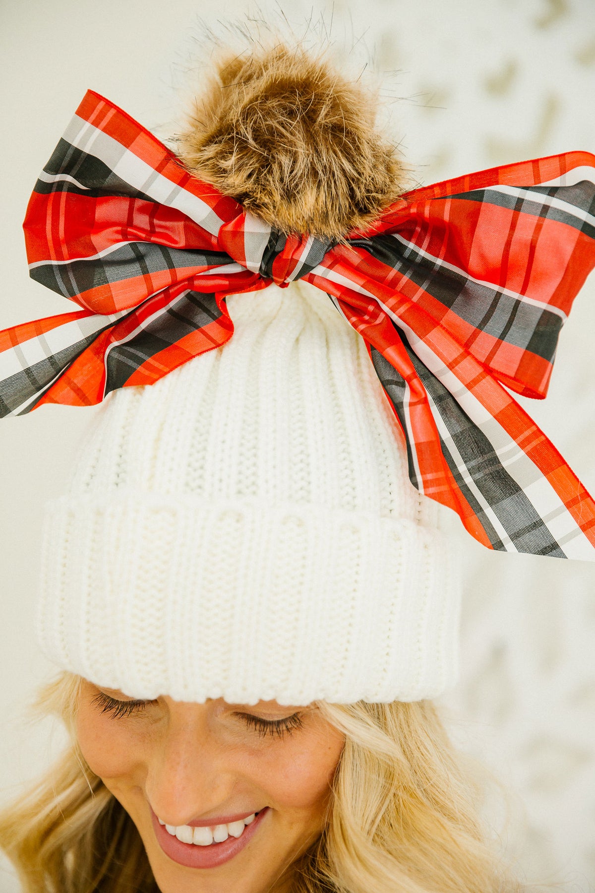 CHRISTMAS PLAID BOW BEANIE BEANIE Judith March