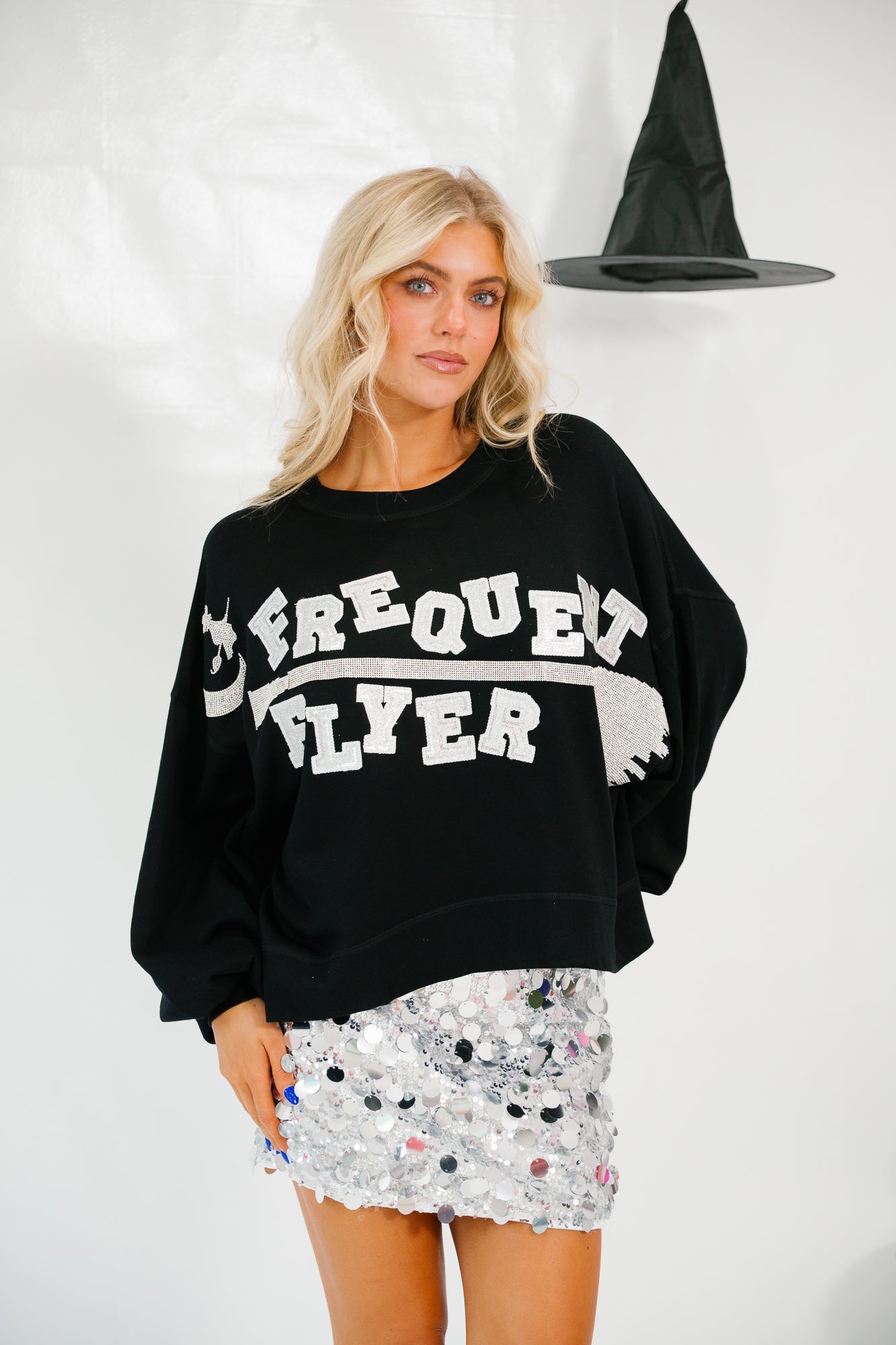FREQUENT FLYER SILVER SPARKLE BLACK PULLOVER PULLOVER Judith March