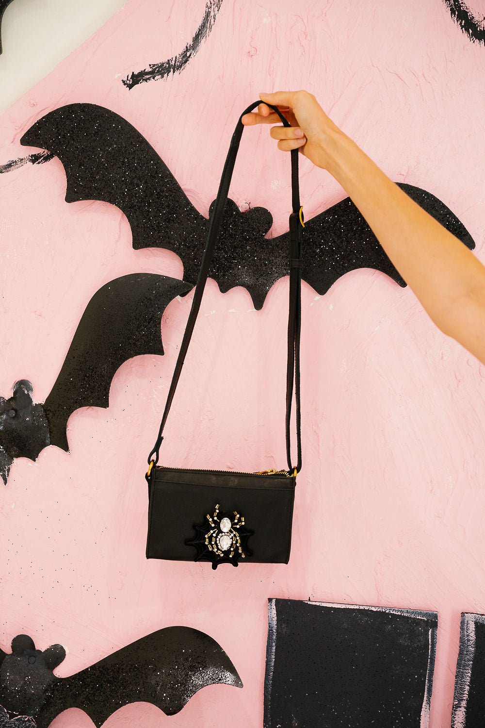 SPOOKY SPIDER BLACK CROSSBODY Clutch Judith March