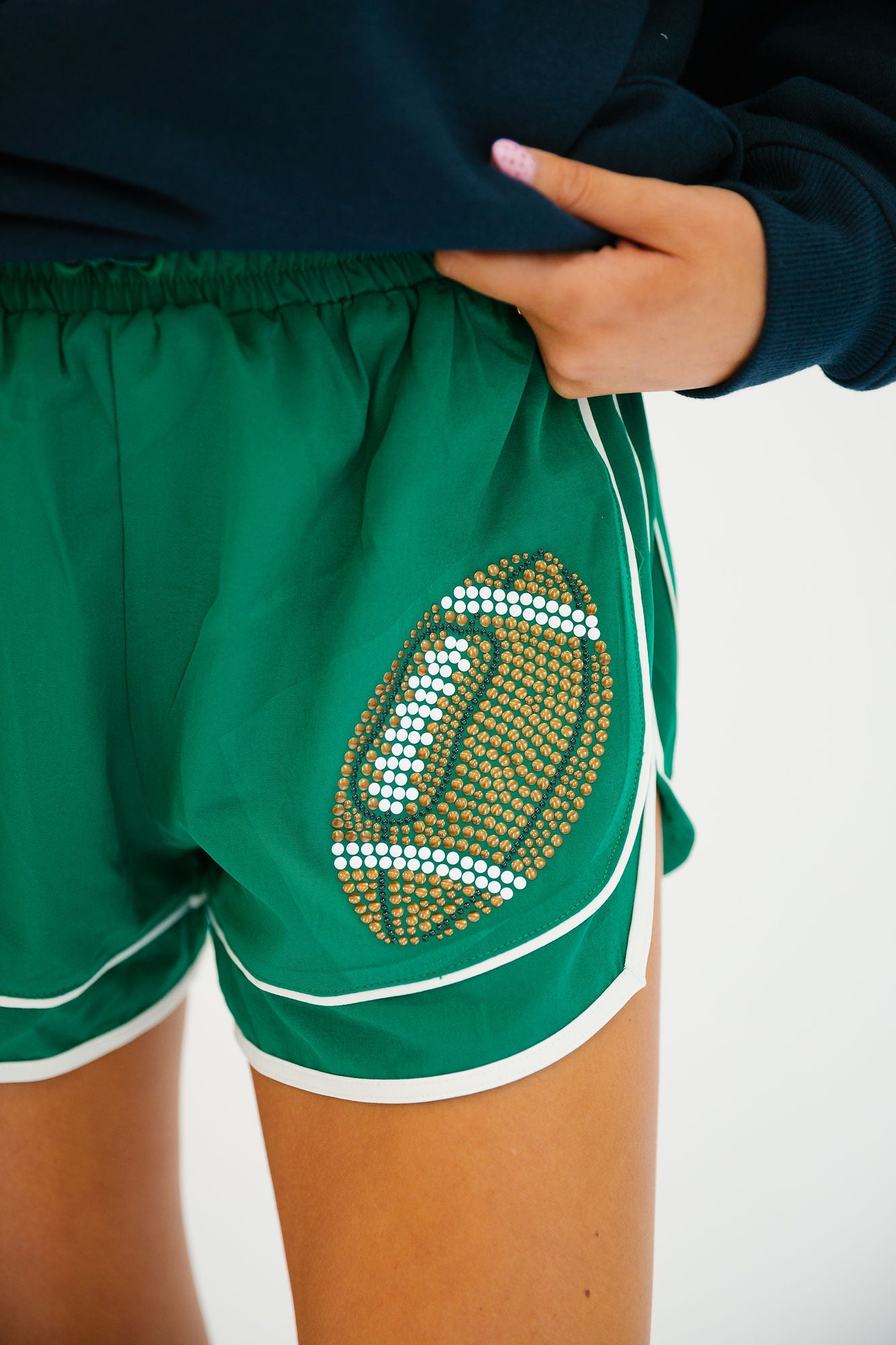 QUEEN OF THE FIELD SHORTS SHORTS Judith March