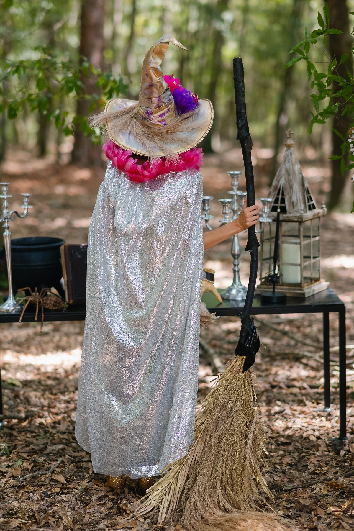 SPELLBOUND BLOOMS SEQUIN CAPE - ONE SIZE