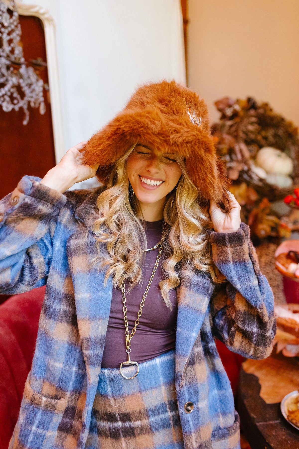 SLOPESIDE SOCAIL CLUB FUR BUCKET HAT BUCKET HAT Judith March