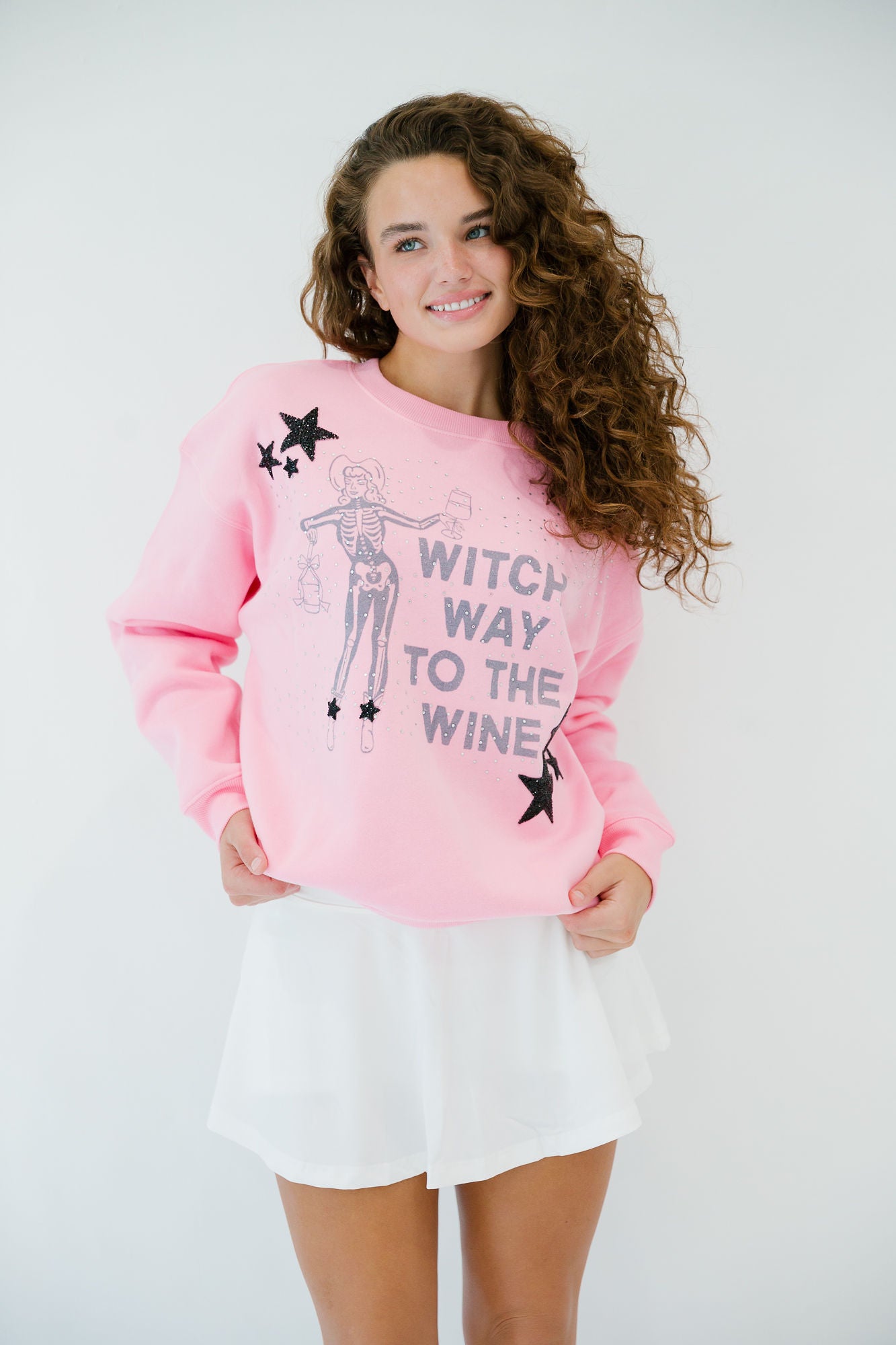 WITCH WAY TO THE WINE PINK PULLOVER PULLOVER Judith March