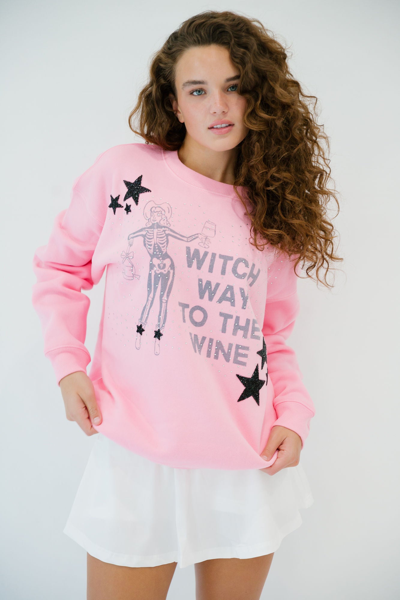 WITCH WAY TO THE WINE PINK PULLOVER PULLOVER Judith March