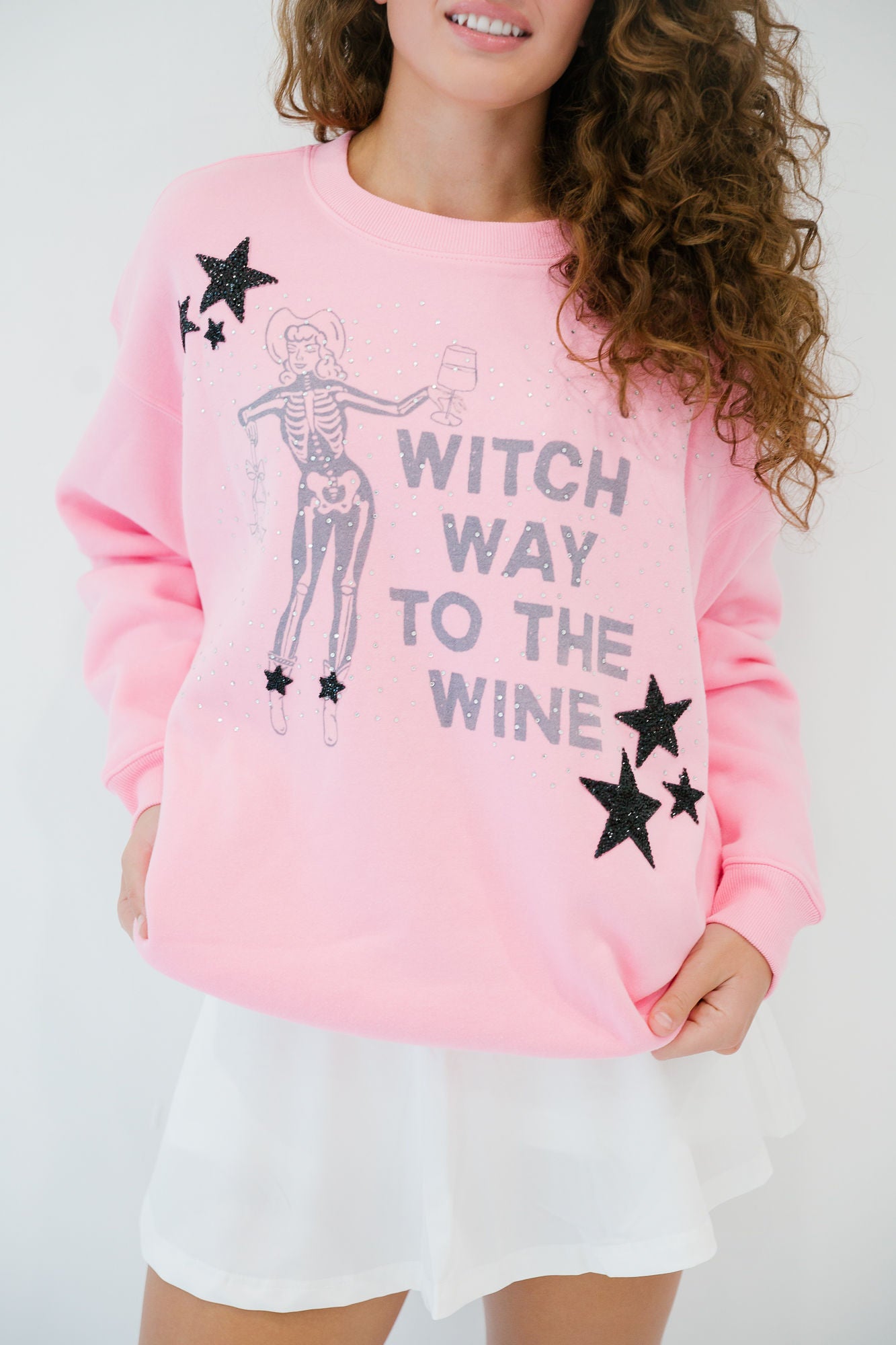 WITCH WAY TO THE WINE PINK PULLOVER PULLOVER Judith March