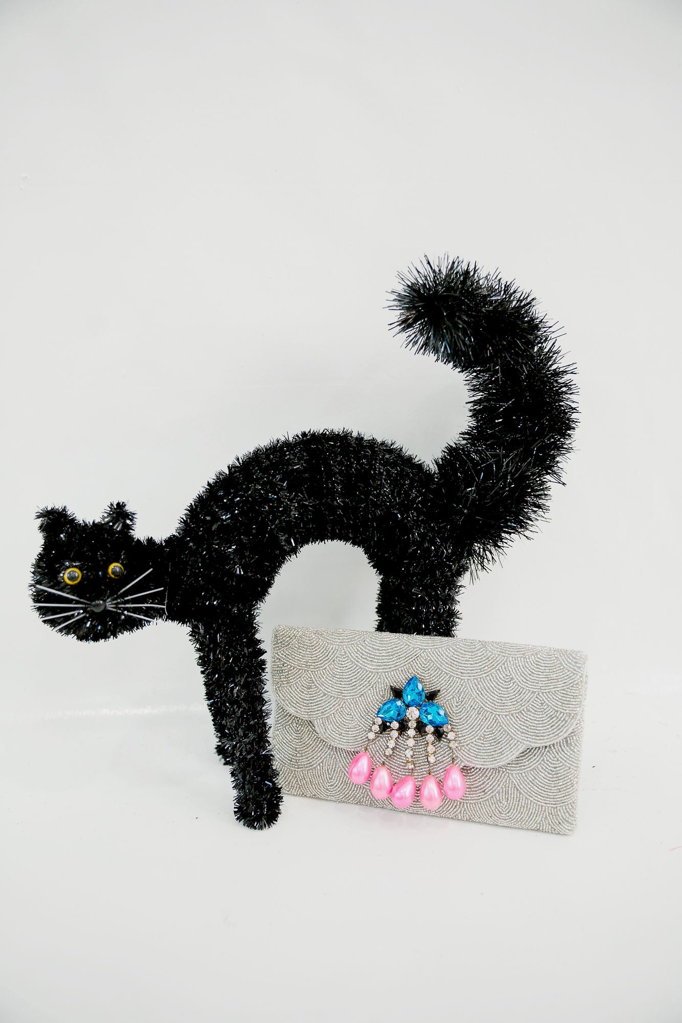 ONE OF A KIND GATSBY CLUTCH NECKLACE Judith March