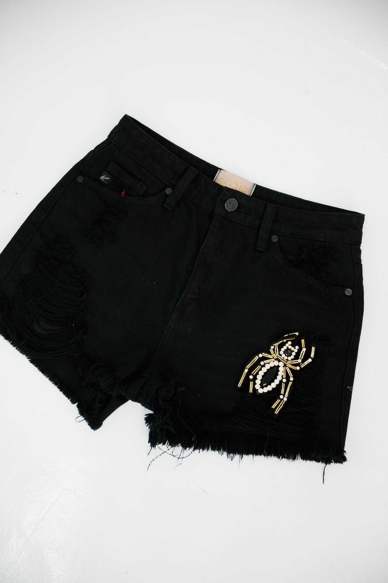 SPIDER BLACK DISTRESSED SHORTS SHORTS Judith March