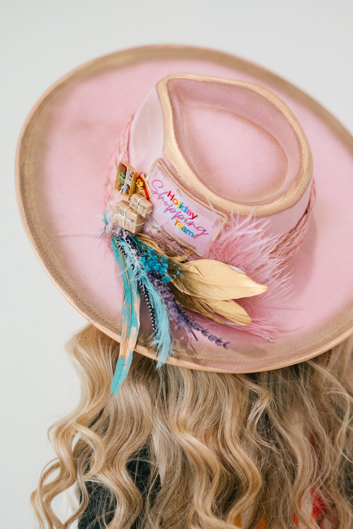 HOLIDAY SHOPPING TEAM PINK RANCHER HAT RANCHER HAT Judith March